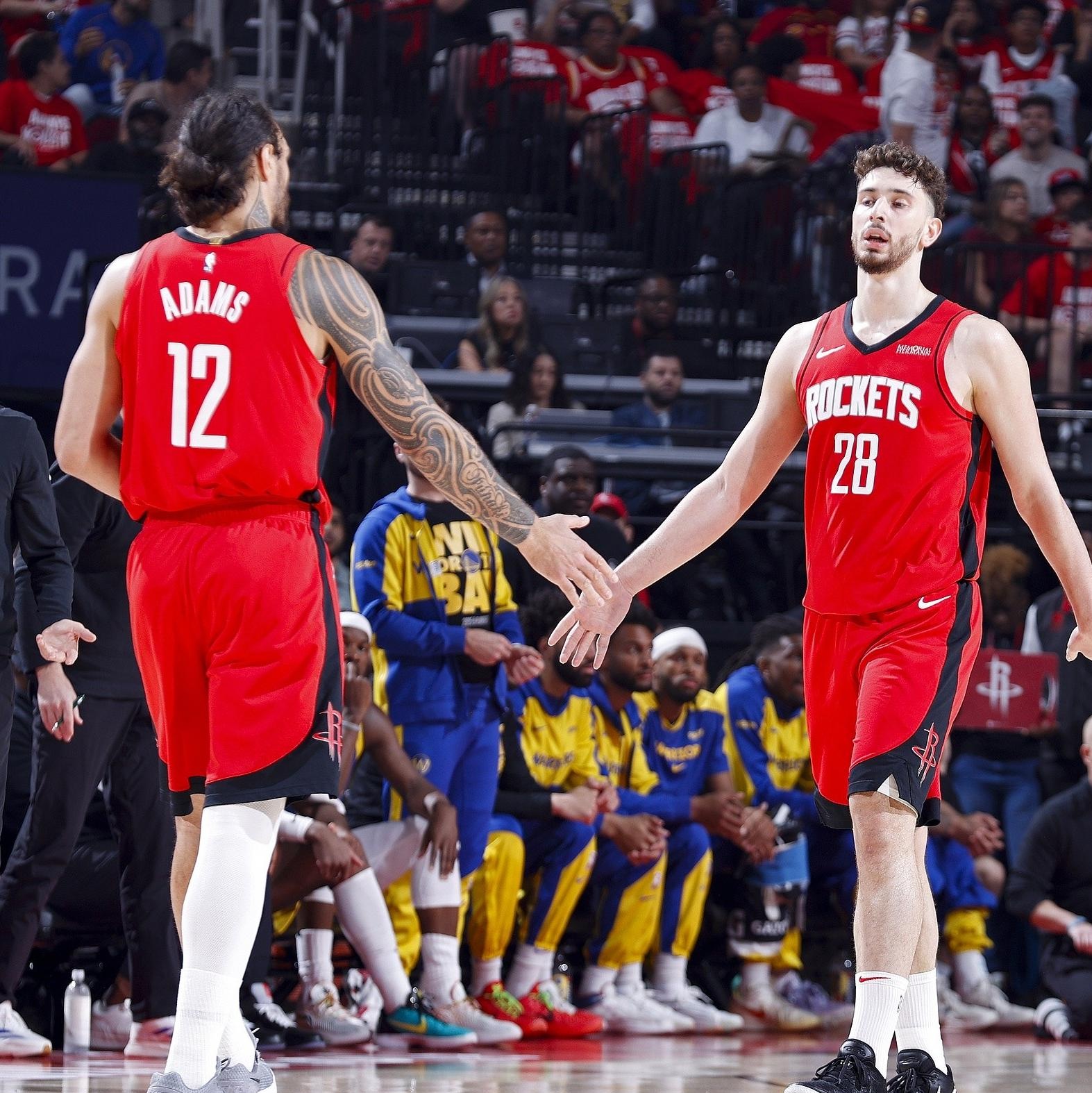 休斯敦火箭迎亚冠关键赛,今晚官宣签约,悬念犹存,年轻球员得到机会的简单介绍 休斯敦火箭迎亚冠关键赛,今晚官宣签约,悬念犹存,年轻球员得到机会的简单介绍