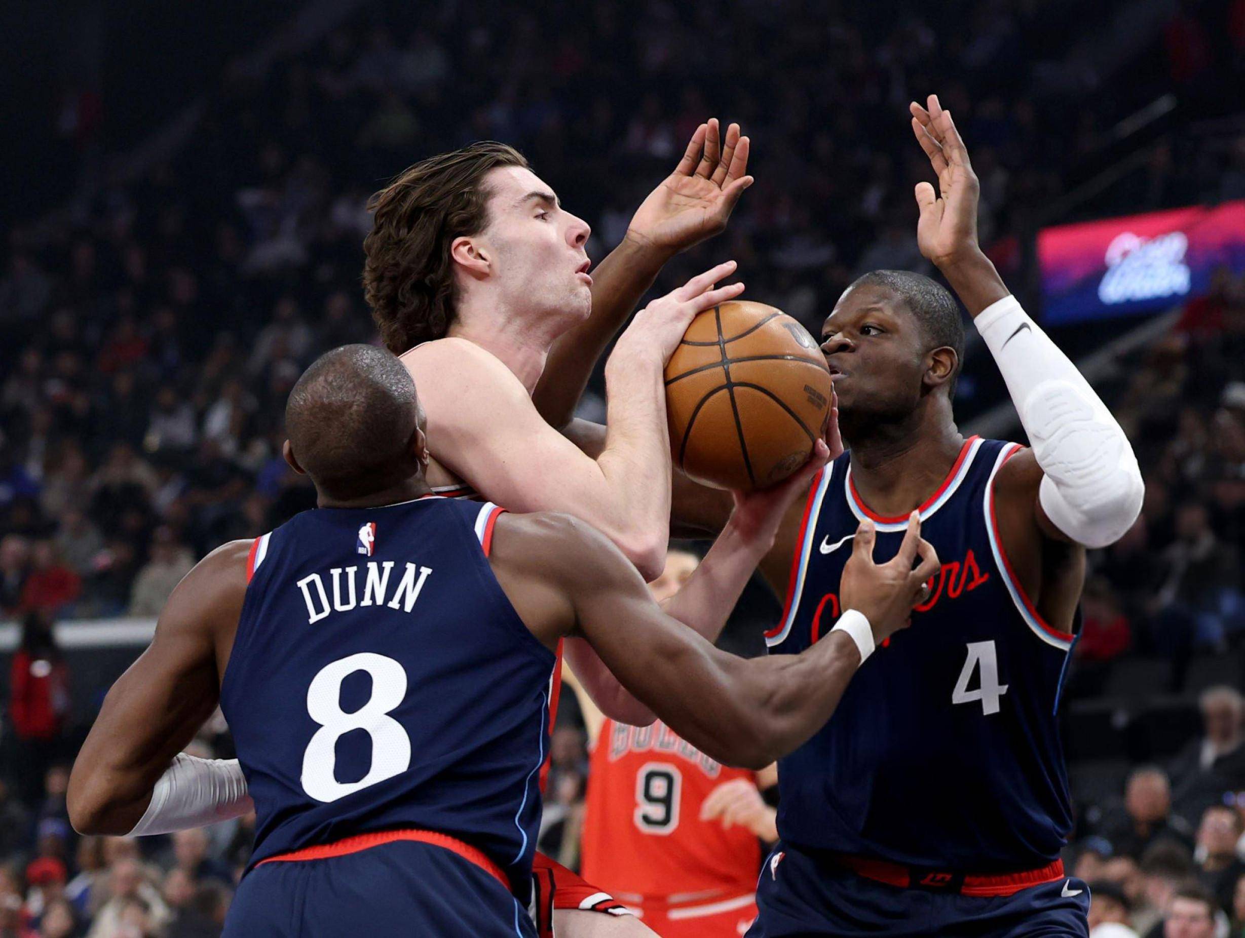 包含洛杉矶快船发布备战花絮;加时末段主帅复盘;NBA季后赛任务艰巨;更衣室氛围转暖的词条 包含洛杉矶快船发布备战花絮;加时末段主帅复盘;NBA季后赛任务艰巨;更衣室氛围转暖的词条