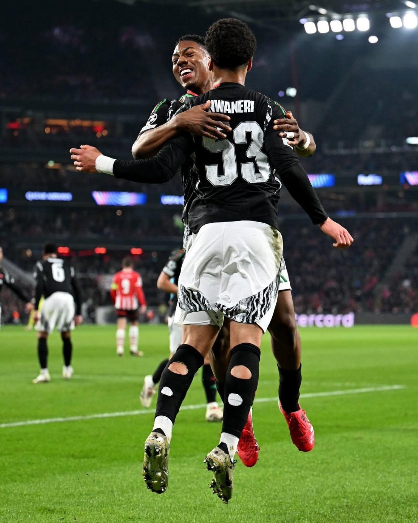 关于埃因霍温训练开放日，赛前豪取连胜引欢呼，意大利杯在即，资深球员宣示担当的信息