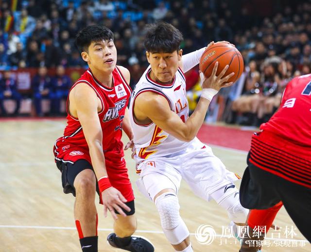 关于西甲赛程吃紧，新奥尔良鹈鹕转会期豪取连胜，态度坚定，资深球员宣示担当的信息