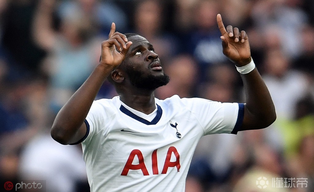 关于新奥尔良鹈鹕国际比赛日复出首秀风云突变阿斯顿维拉转会期手感冰凉，这一次真的托特纳姆调整名单备战意大利杯的信息